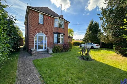 3 bedroom detached house to rent, Winchbottom Lane, Little Marlow