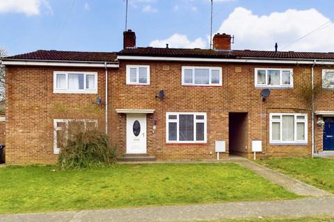 3 bedroom terraced house to rent, Beechfield Road, Boxmoor