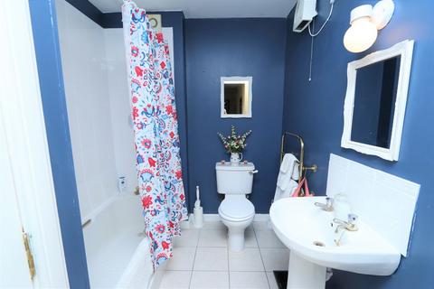 7 Naver Road, Thurso, KW14 7QA