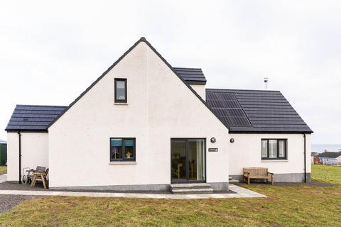 3 bedroom detached house for sale, Fairwinds, Auckengill, Wick, Highland. KW1 4XP