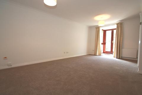 2 bedroom flat to rent, Midhope Road, Woking GU22