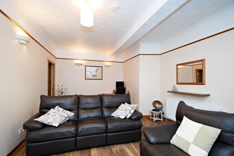 2 bedroom ground floor flat for sale, Lower Dunbar Street, Wick, Highland. KW1 5AH