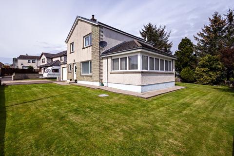 4 bedroom detached house for sale, College Place, Thurso, Highland. KW14 7QH