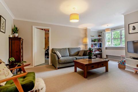 3 bedroom end of terrace house for sale, Swansfield, Lechlade, Gloucestershire, GL7