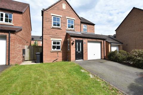 3 bedroom detached house for sale, Elm Drive, Leeds, West Yorkshire