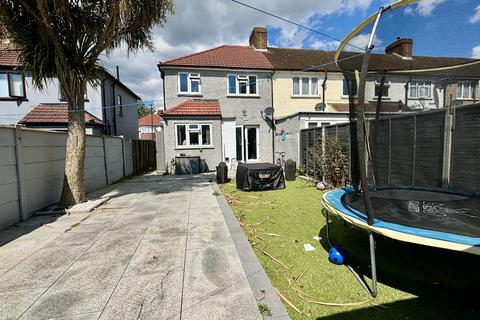 113 Raleigh Road, Feltham, TW13 4LW