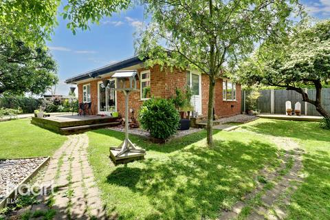 3 bedroom semi-detached bungalow for sale, Cambridge Road, Stretham