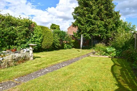 3 bedroom semi-detached house for sale, Trafalgar Avenue, Broxbourne EN10