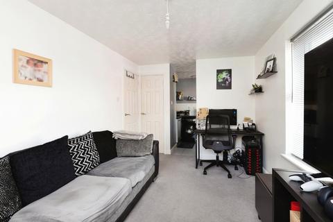 1 bedroom flat for sale, London Road, Benfleet SS7