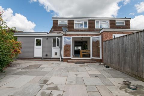 23 Barley Farm Road, Exeter, EX4 1NN