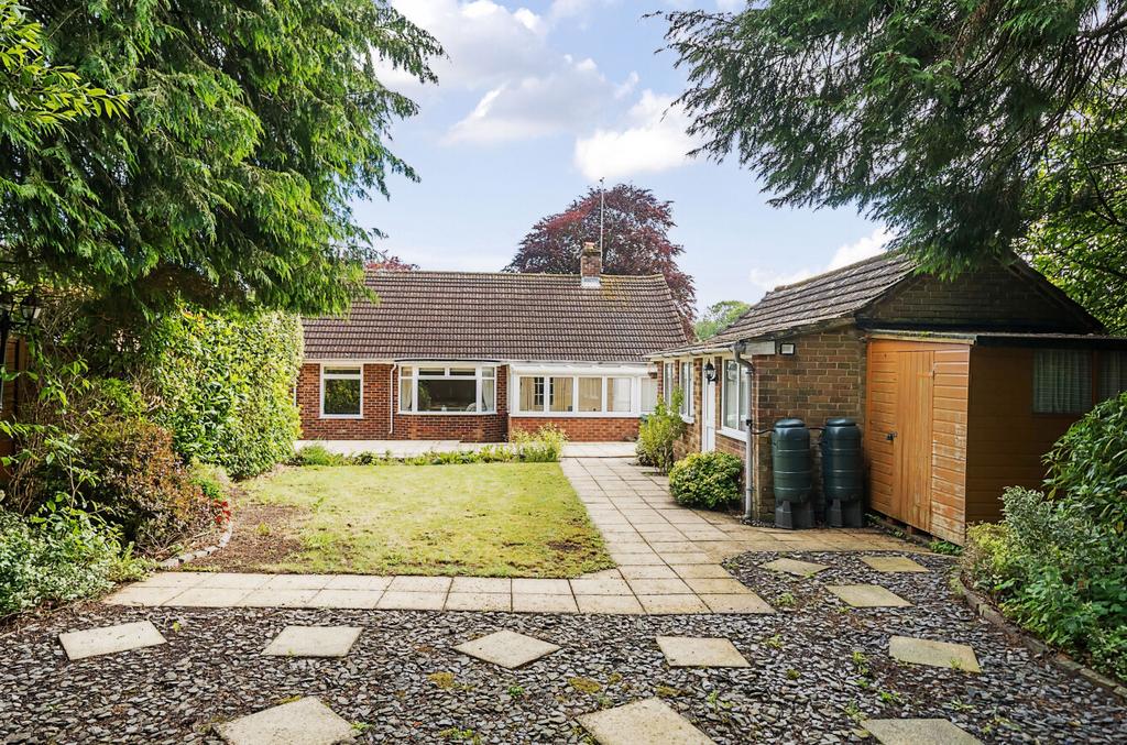 Stanmore Lane, Winchester, Hampshire... 3 bed bungalow for sale £800,000