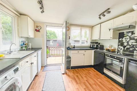 2 bedroom chalet for sale, Battle Road, St Leonards-on-Sea, TN37