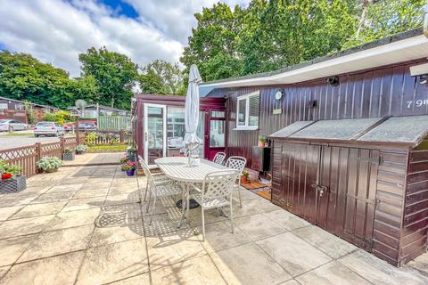 2 bedroom chalet for sale, Battle Road, St Leonards-on-Sea, TN37