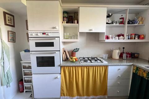 3 Albany Chase, Clacton-on-sea, CO15 6HD