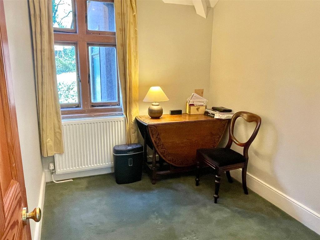 Bedroom/Study