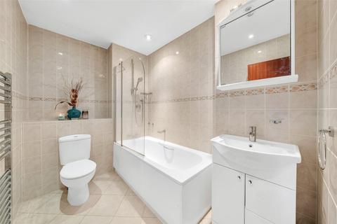21 Regency Way, Bexleyheath, DA6 8BT