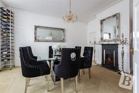 7 Walden Road, Hornchurch, RM11 2JT
