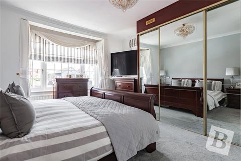 7 Walden Road, Hornchurch, RM11 2JT
