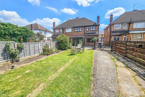32 Gillian Crescent, Romford, RM2 6NU