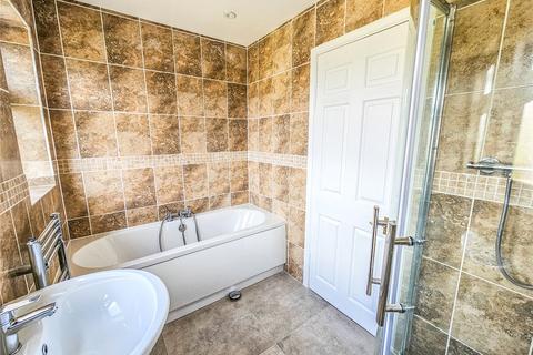 32 Gillian Crescent, Romford, RM2 6NU