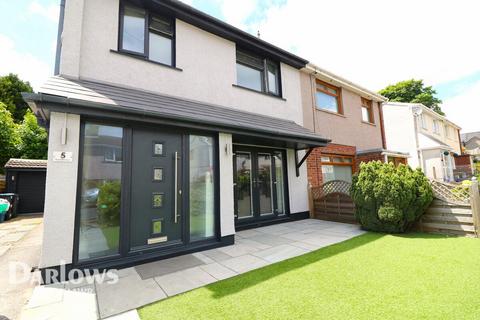3 bedroom semi-detached house for sale, Thornhill Close, Brynmawr