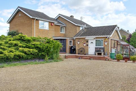 5 bedroom detached house for sale, Roman Bank, Leverington, PE13