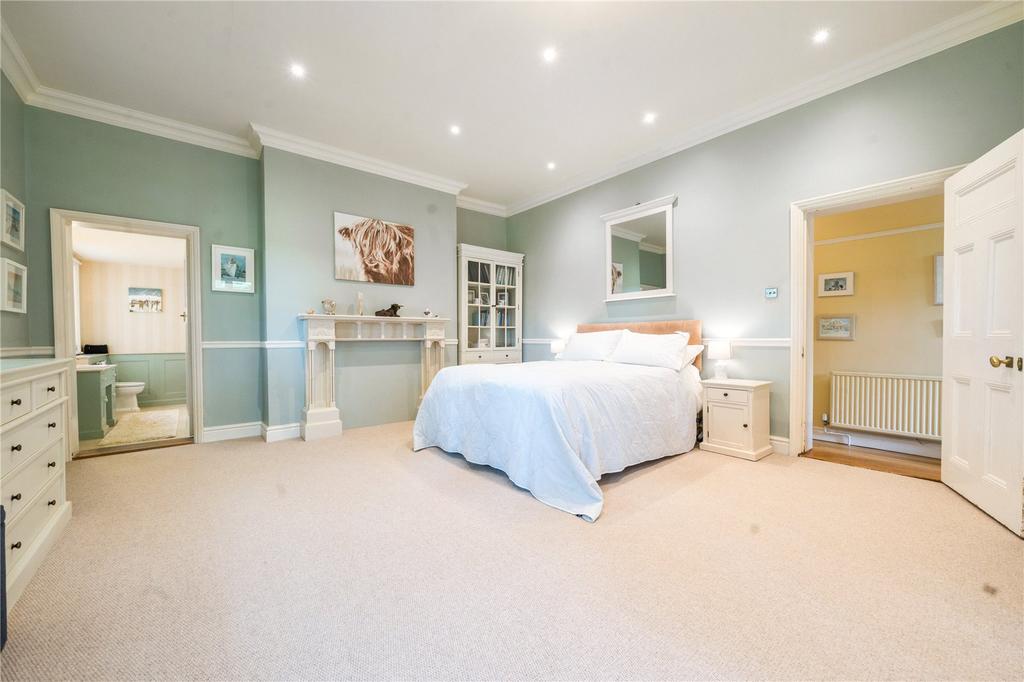 Principal Bedroom