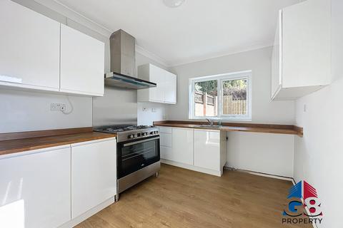 2 bedroom end of terrace house to rent, EDWARD STREET, DARFIELD, S73