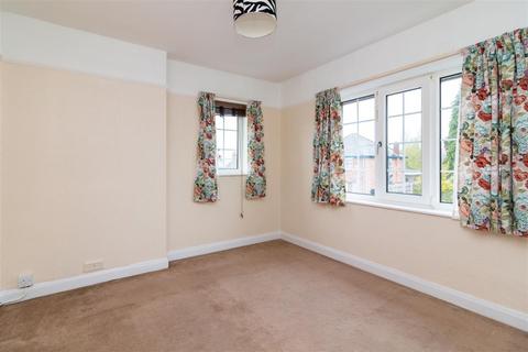 22 Watson Avenue, Nottingham, NG3 7BL