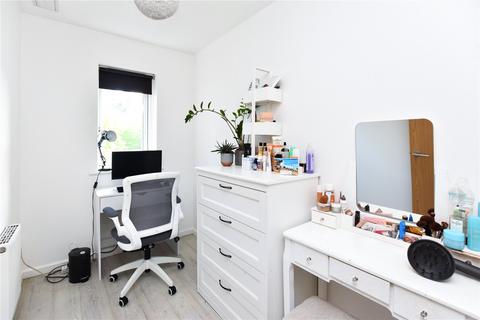 72 Talehangers Close, Bexleyheath, DA6 8AE