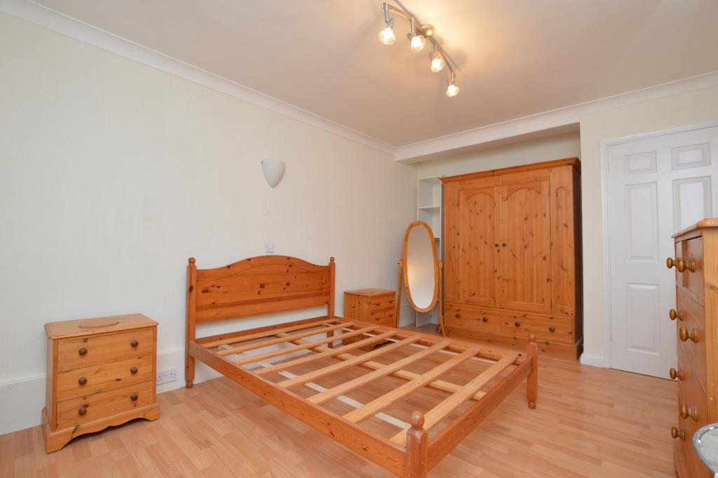 Bedroom 1 (V2)