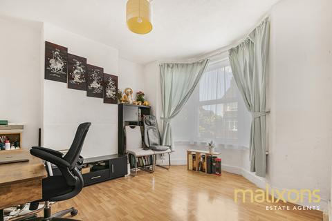 3 bedroom semi-detached house for sale, Thornton Heath CR7