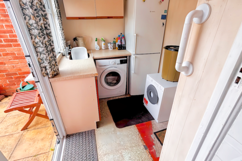 4 Catcheside Close, Whickham, Newcastle Upon Tyne, NE16 5RX
