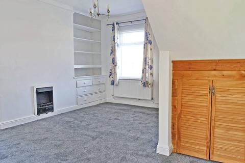 4 bedroom cottage to rent, Holmes Road, Thornton-Cleveleys FY5