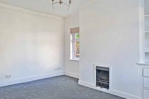 4 bedroom cottage to rent, Holmes Road, Thornton-Cleveleys FY5