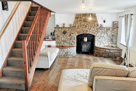 2 bedroom cottage for sale, Cefn Road, Cefn Cribwr CF32