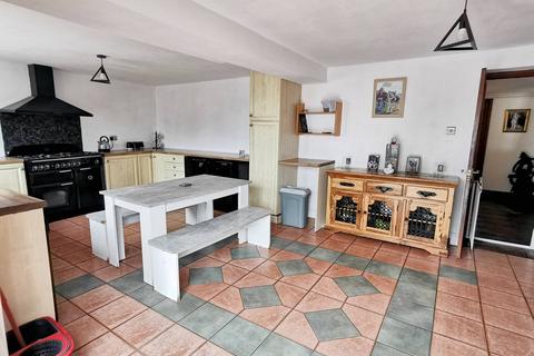 2 bedroom cottage for sale, Cefn Road, Cefn Cribwr CF32