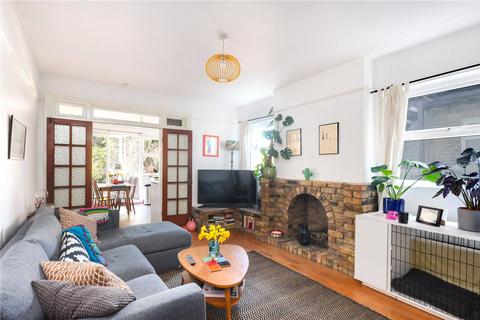 Flat B, 103 Poppleton Road, London, E11 1LS