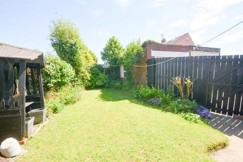 3 bedroom semi-detached house for sale, Bideford Gardens, South Shields