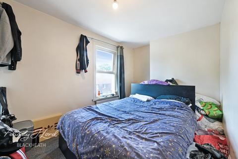 2 bedroom maisonette for sale, Elmdene Road, London