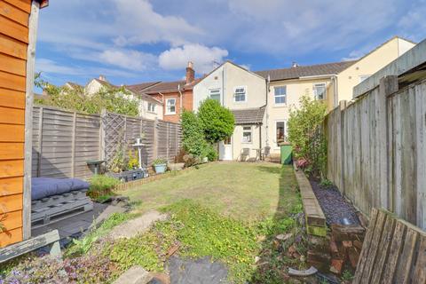 2 bedroom terraced house for sale, John's Road, Woolston