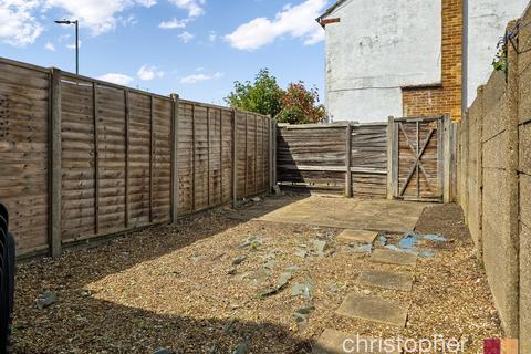 69 Swanfield Road, Waltham Cross, EN8 7JP