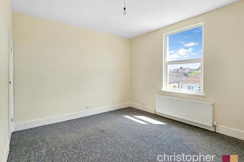 69 Swanfield Road, Waltham Cross, EN8 7JP