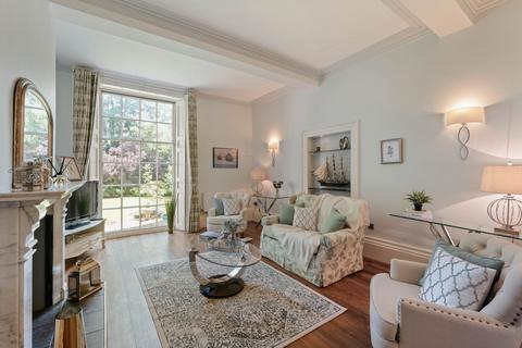 Flat 1, Bevere House Bevere Green, Bevere, Worcester, WR3 7RG