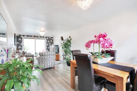 15 Highview, Vigo, Gravesend, DA13 0RR
