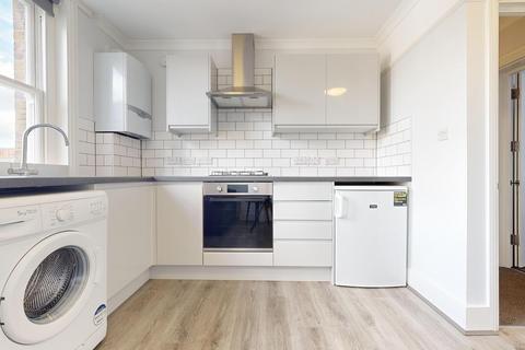 1 bedroom flat to rent, Cleveland Street