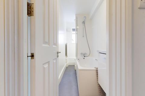 1 bedroom flat to rent, Cleveland Street