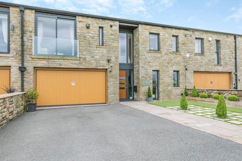 5 bedroom barn conversion for sale, Hollingworth Road, Littleborough, OL15 0AZ