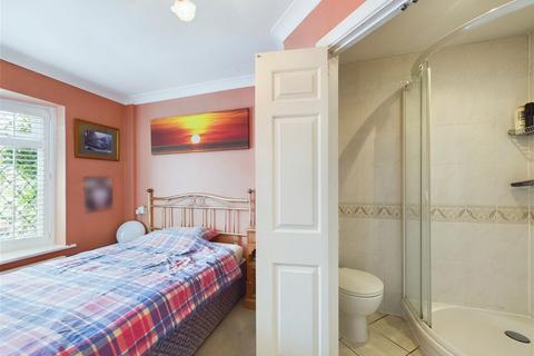 6 Hallmoor Close, Aughton, Ormskirk, L39 4UQ