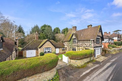 5 bedroom semi-detached house for sale, The Street, Bolney, Haywards Heath, West Sussex, RH17
